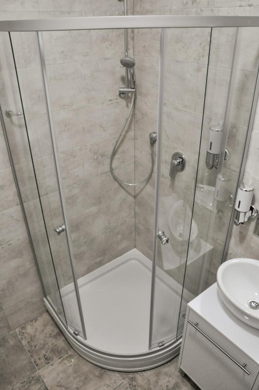 Maroon Free Parking Apartamento Saraievo Exterior foto