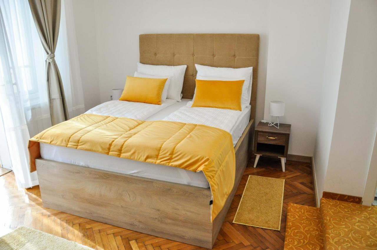 Maroon Free Parking Apartamento Saraievo Exterior foto