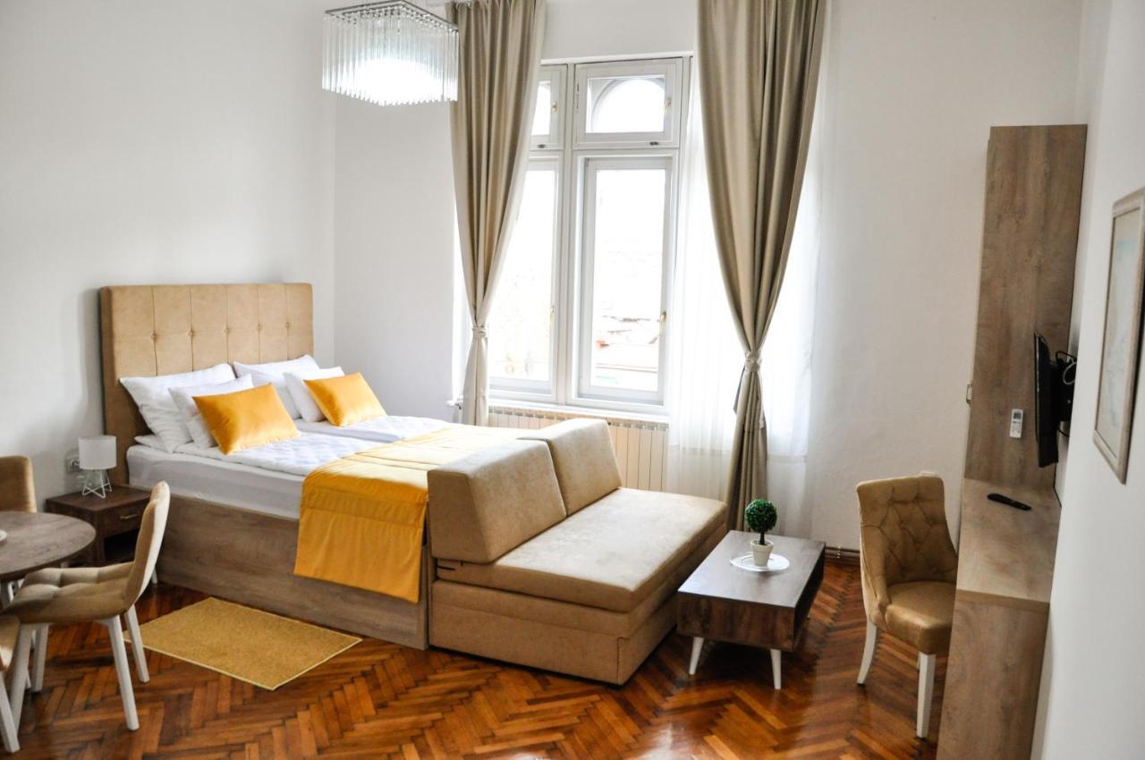 Maroon Free Parking Apartamento Saraievo Exterior foto